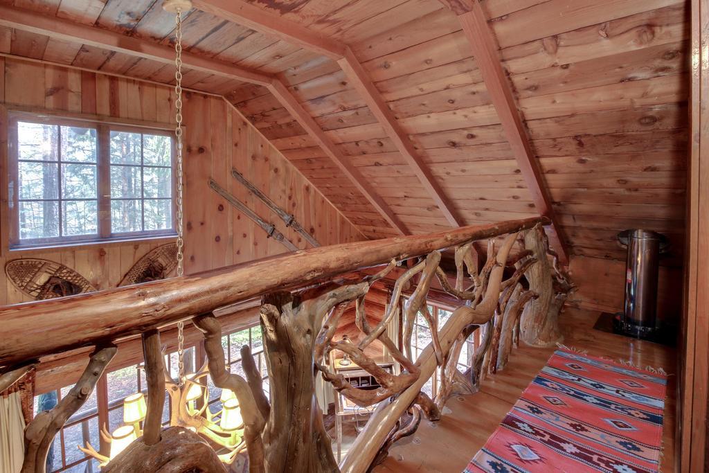 Zoe'S Log Cabin Welches Εξωτερικό φωτογραφία